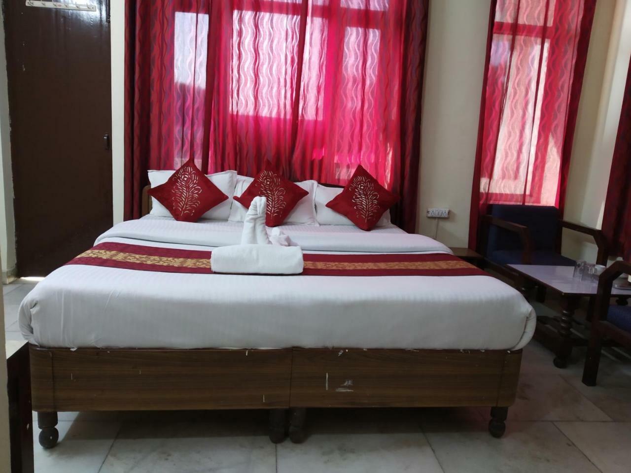 Raj Laxmi Bhawan Hotel Rishikesh Exterior photo
