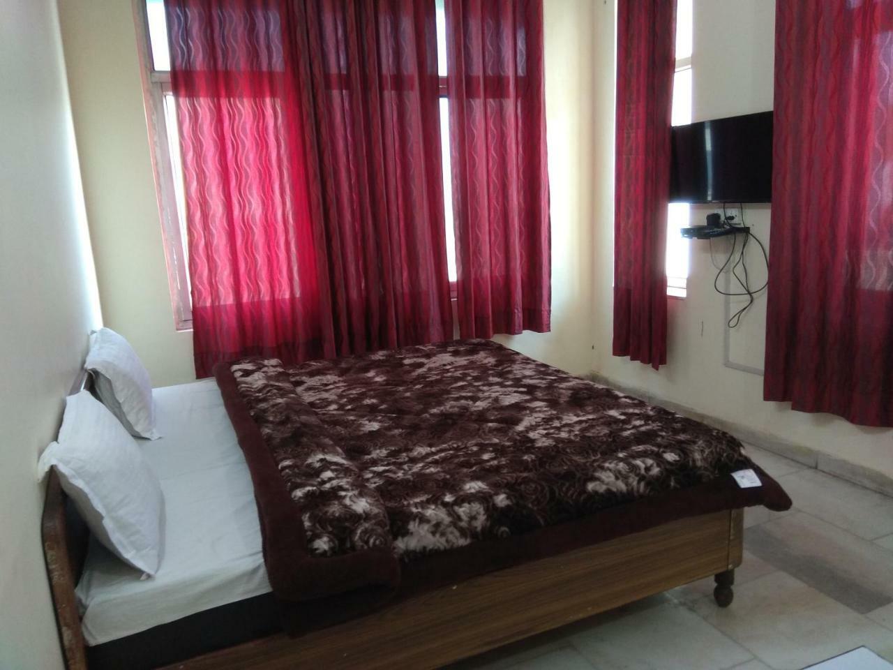 Raj Laxmi Bhawan Hotel Rishikesh Exterior photo